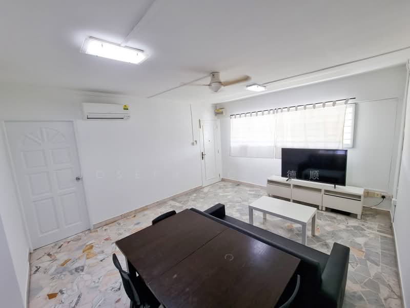 Cheap Move In Condition Next to MRT, , 2 Bedrooms, 796 sqft, HDB Flat For Sale, by Joseph Ng 黄德顺, 500160592 - Living Room - PropertyGuru.com.sg