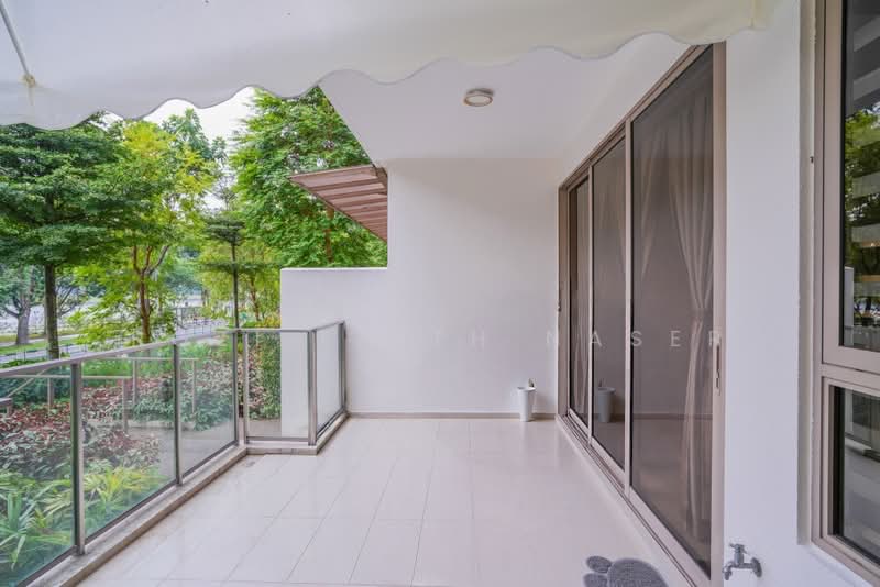 Waterfront Gold, 752 Bedok Reservoir Road, 2 Bedrooms, 785 sqft, Condominium For Sale, by Rozi Faith Naser, 500160599 - Balcony - PropertyGuru.com.sg