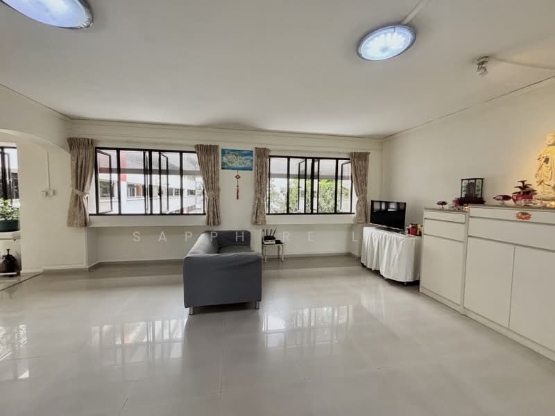 761 Woodlands Avenue 6, 761 Woodlands Avenue 6, 3 Bedrooms, 1,313 sqft, HDB Flat For Sale, by Sapphire Lee, 500160602 - Living Room - PropertyGuru.com.sg