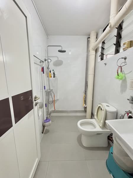 761 Woodlands Avenue 6, 761 Woodlands Avenue 6, 3 Bedrooms, 1,313 sqft, HDB Flat For Sale, by Sapphire Lee, 500160602 - Bathroom - PropertyGuru.com.sg