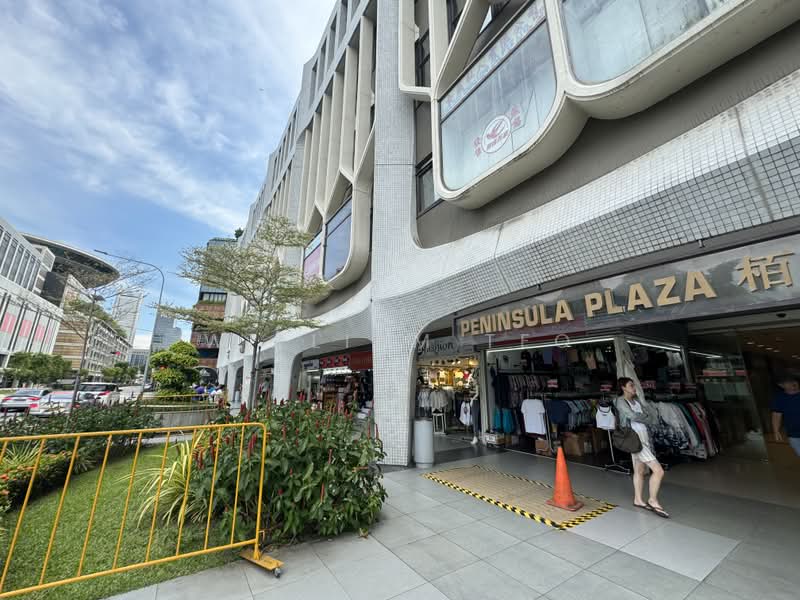 Peninsula Plaza, 111 North Bridge Road, 1,001 sqft, Office For Rent, by William Teo, 500160627 - CommercialGuru.com.sg