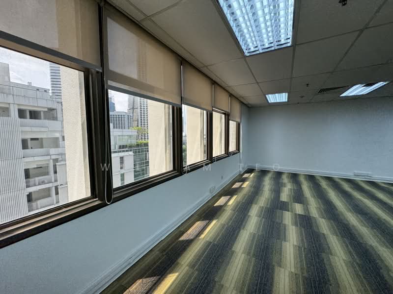 Peninsula Plaza, 111 North Bridge Road, 1,001 sqft, Office For Rent, by William Teo, 500160627 - Interior - CommercialGuru.com.sg