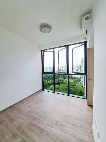 Sengkang Grand Residences, 80 Compassvale Bow, 2 Bedrooms, 678 sqft, Condominium For Sale, by Clarence Foo 符策铭, 500160637 - Master Bedroom - PropertyGuru.com.sg