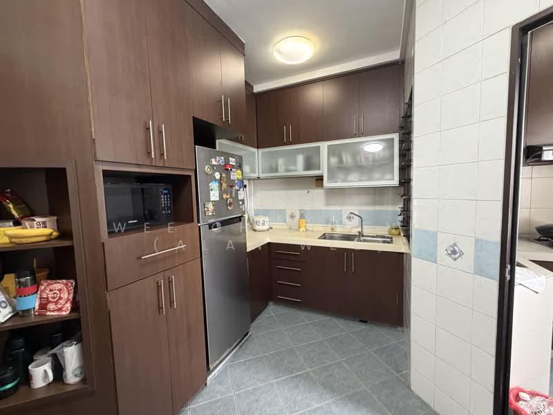 656B Jurong West Street 61, 656B Jurong West Street 61, 4 Bedrooms, 1,431 sqft, HDB Flat For Sale, by Wee Chye Heng (Alan Wee), 500160650 - Kitchen - PropertyGuru.com.sg