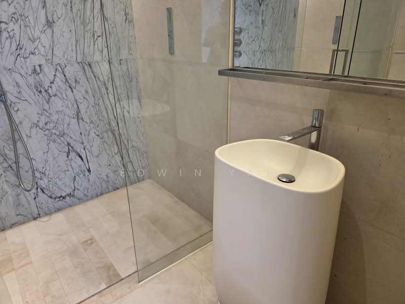 The Scotts Tower, 38 Scotts Road, 1 Bedroom, 657 sqft, Condominium For Rent, by Edwin Yap, 500160657 - Bathroom - PropertyGuru.com.sg