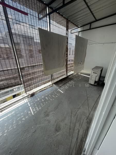 I-Lofts @ Changi, 15 Changi North Street 1, 6,726 sqft, Factory / Workshop (B2) For Sale, by Joseph Lim, 500160663 - Balcony - CommercialGuru.com.sg