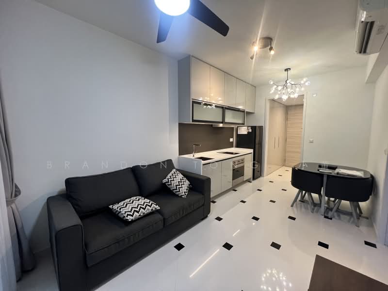 Sophia Hills, 5 Mount Sophia, 2 Bedrooms, 700 sqft, Condominium For Sale, by Brandon Tong  小董, 500160665 - Living Room - PropertyGuru.com.sg