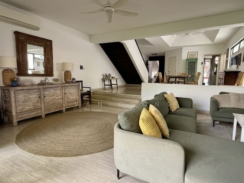 Villa Delle Rose, Taman Nakhoda, 3 Bedrooms, 2,755 sqft, Condominium For Sale, by Ivan Chong, 500160667 - Living Room - PropertyGuru.com.sg