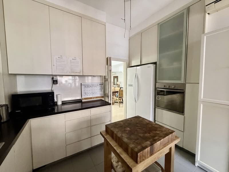 Villa Delle Rose, Taman Nakhoda, 3 Bedrooms, 2,755 sqft, Condominium For Sale, by Ivan Chong, 500160667 - Kitchen - PropertyGuru.com.sg