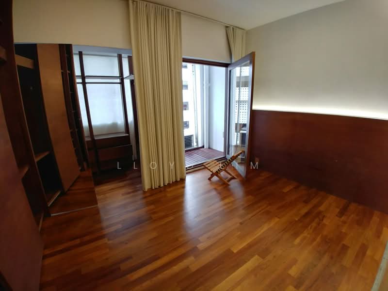 Claymore Plaza Apartments, 6 Claymore Hill, 2 Bedrooms, 797 sqft, Apartment For Rent, by Lloyd Lim, 500160668 - Bedroom - PropertyGuru.com.sg