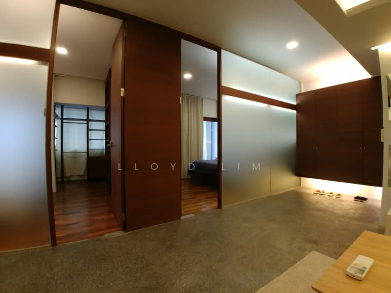 Claymore Plaza Apartments, 6 Claymore Hill, 2 Bedrooms, 797 sqft, Apartment For Rent, by Lloyd Lim, 500160668 - Bedroom - PropertyGuru.com.sg
