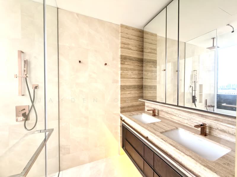 Klimt Cairnhill, 71 Cairnhill Road, 4 Bedrooms, 2,056 sqft, Condominium For Sale, by Jayden Ong 王盛傑, 500160669 - master bathroom  - PropertyGuru.com.sg