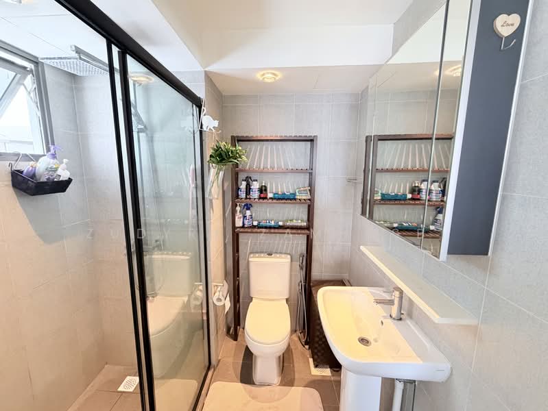 347B Yishun Avenue 11, 347B Yishun Avenue 11, 2 Bedrooms, 721 sqft, HDB Flat For Sale, by Zudyra Zamhasbi, 500160672 - Bathroom - PropertyGuru.com.sg