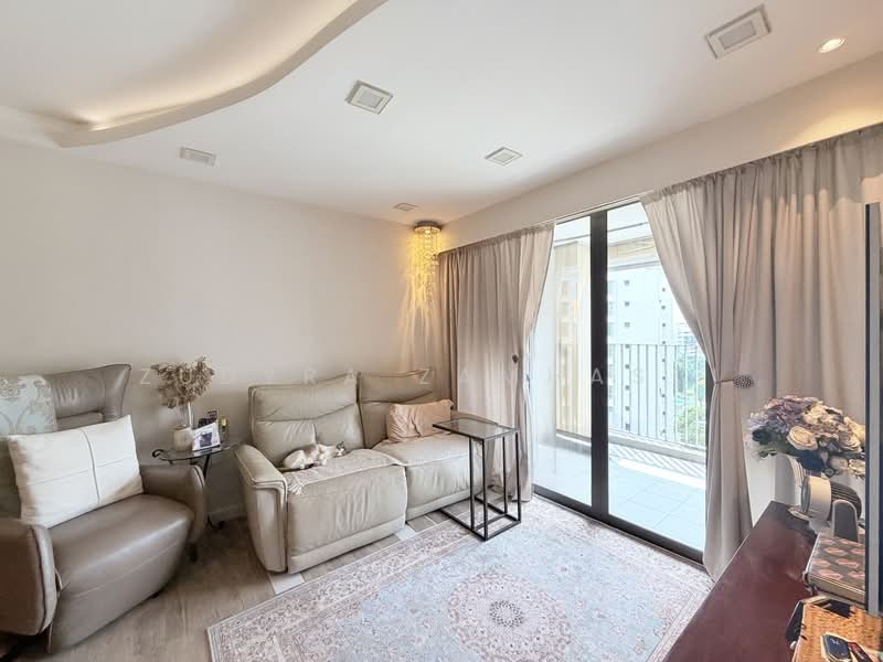 347B Yishun Avenue 11, 347B Yishun Avenue 11, 2 Bedrooms, 721 sqft, HDB Flat For Sale, by Zudyra Zamhasbi, 500160672 - Living Room - PropertyGuru.com.sg