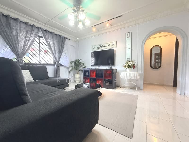 350 Yishun Avenue 11, 350 Yishun Avenue 11, 3 Bedrooms, 1,162 sqft, HDB Flat For Sale, by Nigel Tan, 500160673 - Living Room - PropertyGuru.com.sg