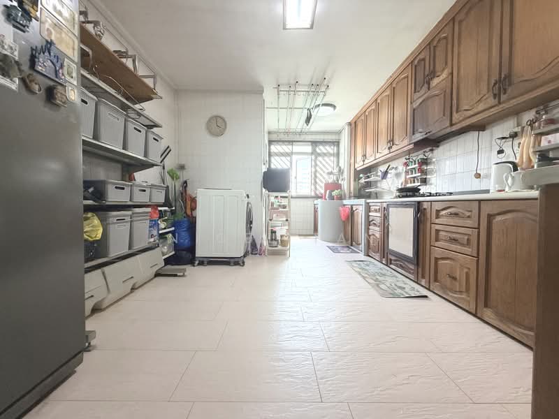 350 Yishun Avenue 11, 350 Yishun Avenue 11, 3 Bedrooms, 1,162 sqft, HDB Flat For Sale, by Nigel Tan, 500160673 - Kitchen - PropertyGuru.com.sg