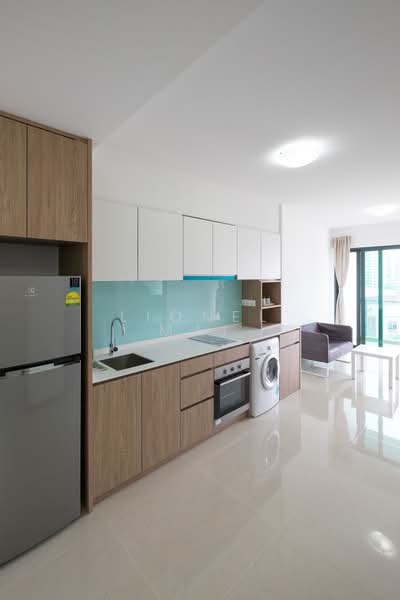 Kingsford Waterbay, 70 Upper Serangoon View, 1 Bedroom, 484 sqft, Condominium For Sale, by Lionel Mai, 500160679 - Kitchen - PropertyGuru.com.sg