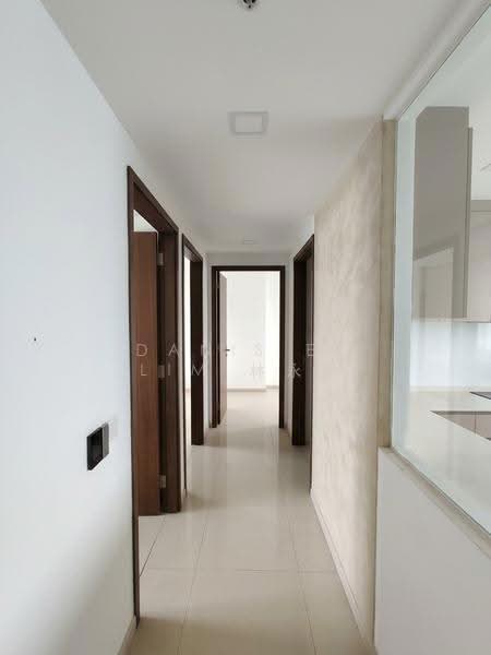 The Visionaire, 178 Canberra Drive, Sembawang / Yishun, 3 Bedrooms, 1,023 sqft, Executive Condominium For Sale, by Danis ET Lim 林永添, 500160684 - Corridor - PropertyGuru.com.sg