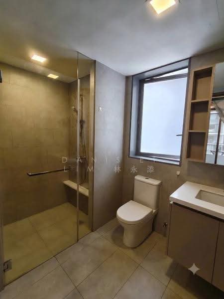 The Visionaire, 178 Canberra Drive, Sembawang / Yishun, 3 Bedrooms, 1,023 sqft, Executive Condominium For Sale, by Danis ET Lim 林永添, 500160684 - Bathroom - PropertyGuru.com.sg