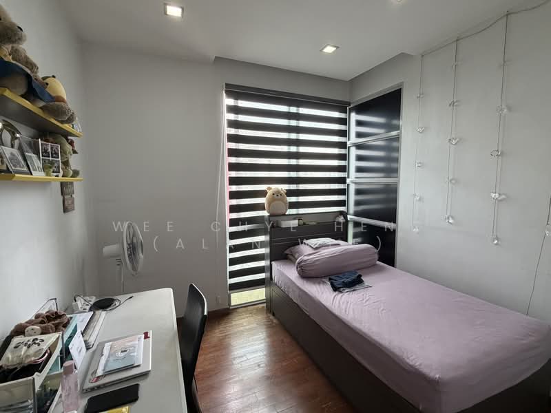 Park Green, 2 Rivervale Link, 3 Bedrooms, 1,195 sqft, Condominium For Sale, by Wee Chye Heng (Alan Wee), 500160700 - Bedroom - PropertyGuru.com.sg