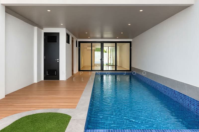 Majestic FH Terrace | Walk To MRT | 1KM To Tao Nan & CHIJ, Telok Kurau/ Still Rd/ East Coast Rd, 9 Bedrooms, 10,353 sqft, Terraced House For Sale, by Lim Ping Joo Kellynne, 500160704 - Pool - PropertyGuru.com.sg