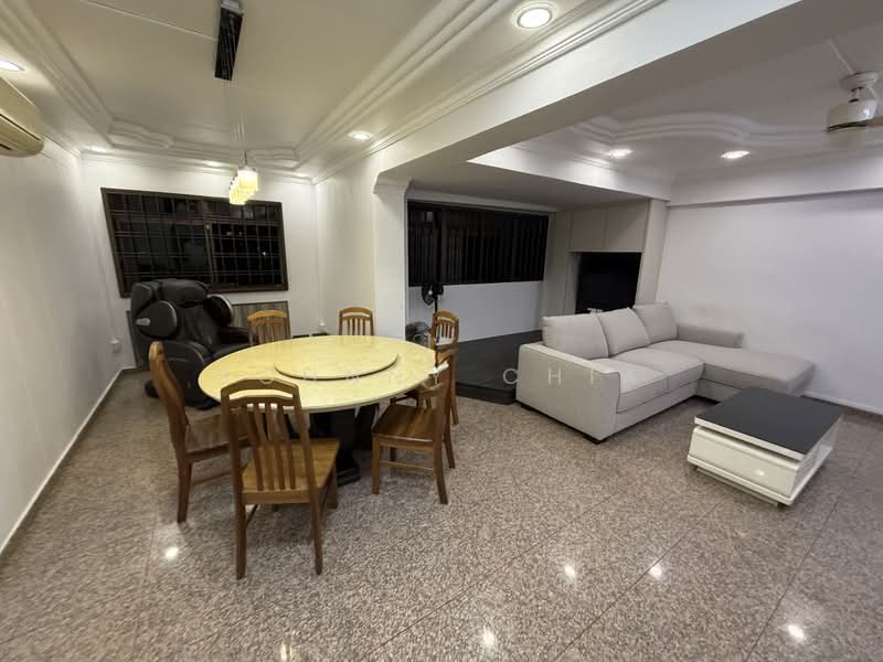 758 Woodlands Avenue 6, 758 Woodlands Avenue 6, 3 Bedrooms, 1,302 sqft, HDB Flat For Rent, by Johnny Chia, 500160706 - Living Room - PropertyGuru.com.sg