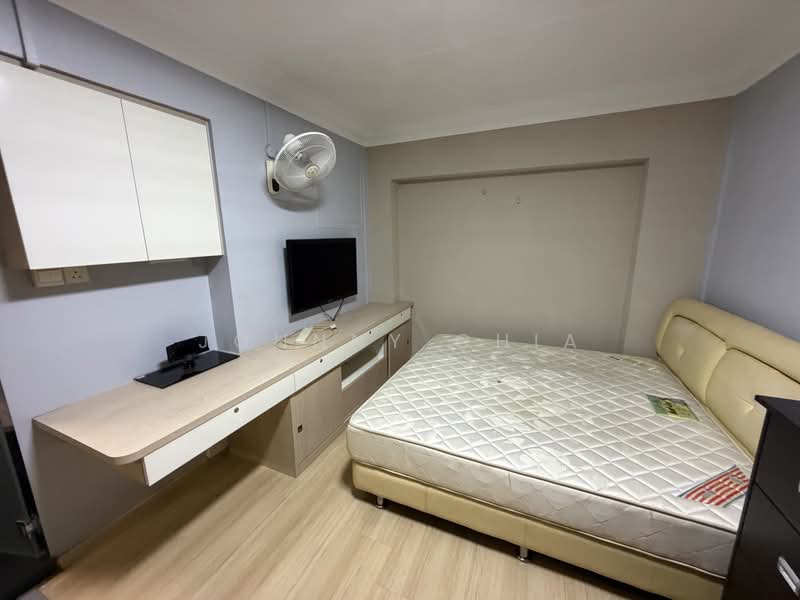 758 Woodlands Avenue 6, 758 Woodlands Avenue 6, 3 Bedrooms, 1,302 sqft, HDB Flat For Rent, by Johnny Chia, 500160706 - PropertyGuru.com.sg
