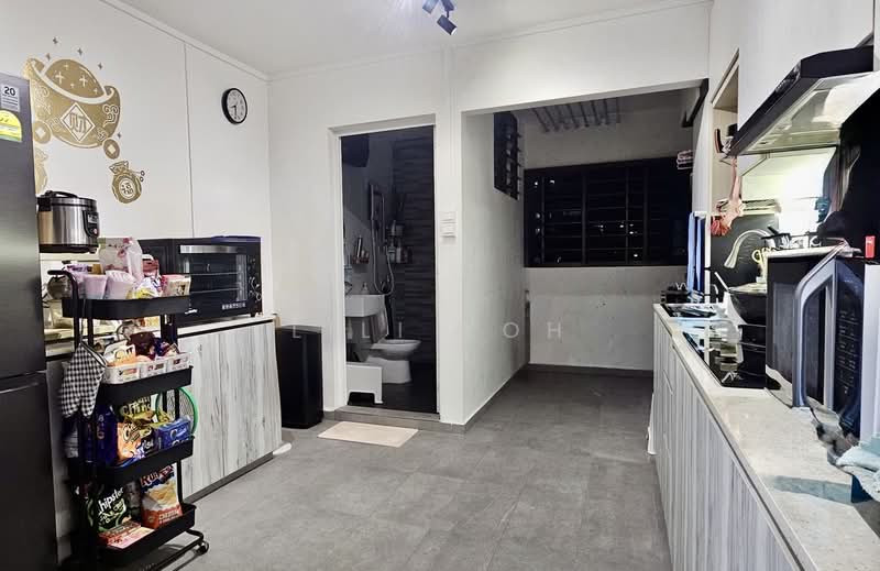 511 Jelapang Road, 511 Jelapang Road, 3 Bedrooms, 1,292 sqft, HDB Flat For Sale, by LiLi Koh, 500160711 - Kitchen - PropertyGuru.com.sg