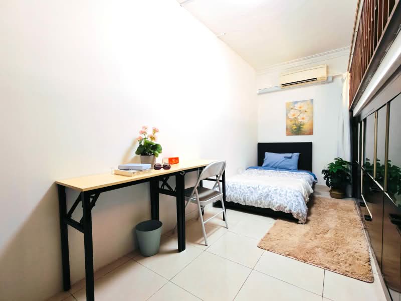 Pine Grove, 1L Pine Grove, Room Rental, 130 sqft, Condominium For Rent, by Tay Shaoqi, 500160724 - Room 6 - PropertyGuru.com.sg