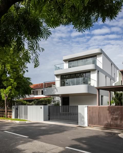 Newly-built Luxurious Detached House in Henry Park, , 6 Bedrooms, 12,109 sqft, Detached House For Sale, by Huili Koh, 500160731 - Exterior - PropertyGuru.com.sg