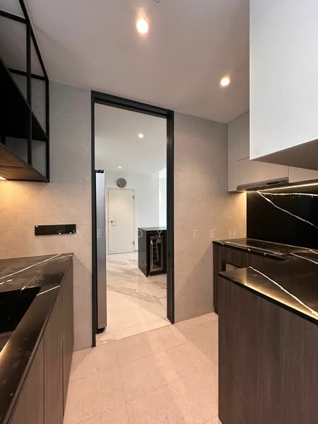 Jervois Mansion, 4 Jervois Close, 3 Bedrooms, 1,249 sqft, Condominium For Rent, by Wendy Teh, 500160749 - Kitchen - PropertyGuru.com.sg