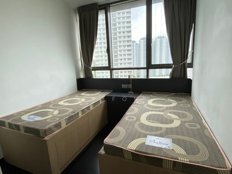 Skyline Residences, 612 Telok Blangah Road, 2 Bedrooms, 829 sqft, Condominium For Rent, by Fei Fong, 500160750 - Bedroom - PropertyGuru.com.sg