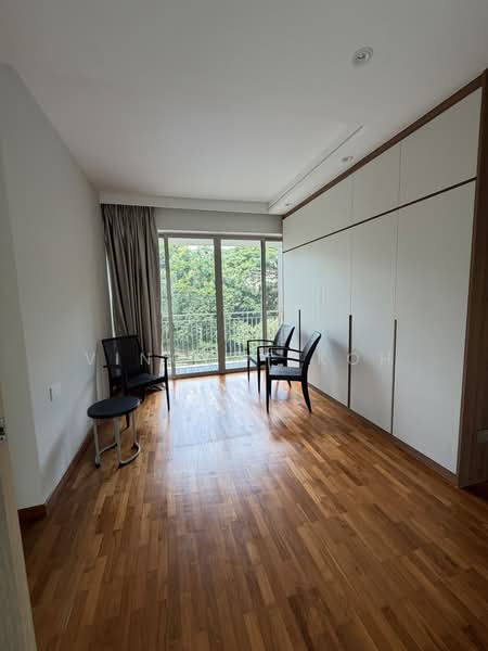 Parc Mondrian, 21 Woodleigh Close, 3 Bedrooms, 1,399 sqft, Apartment For Rent, by Vincent Koh, 500160762 - Master Bedroom - PropertyGuru.com.sg