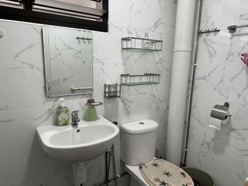 348 Woodlands Avenue 3, 348 Woodlands Avenue 3, 3 Bedrooms, 84 sqft, HDB Flat For Sale, by Hasinah Bee, 500160770 - Bathroom - PropertyGuru.com.sg
