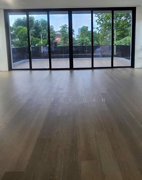 Quiet Luxury Detached in Prime District 10 - Rare Trophy Home !!, , 6 Bedrooms, 12,110 sqft, Detached House For Sale, by Joyce Tan, 500160777 - PropertyGuru.com.sg