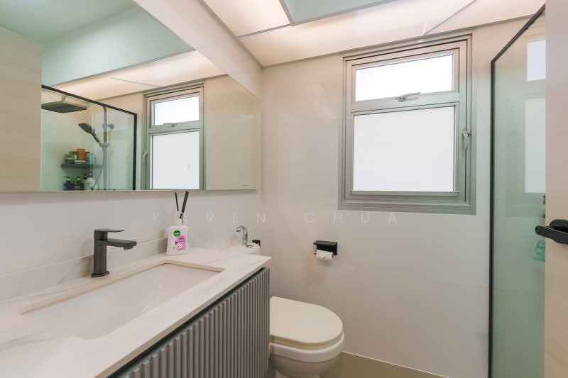 153C Bedok South Road, 153C Bedok South Road, 3 Bedrooms, 1,001 sqft, HDB Flat For Sale, by Karen Chua, 500160779 - Bathroom - PropertyGuru.com.sg
