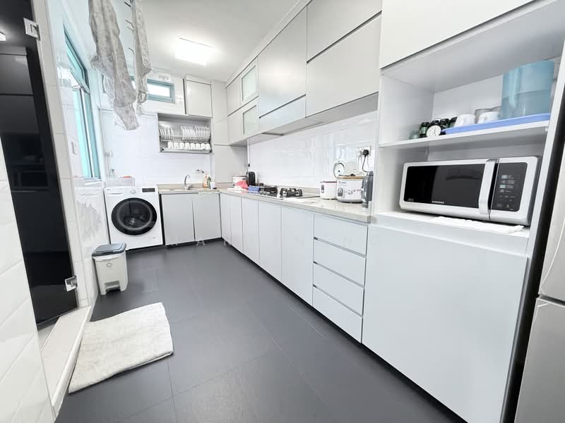 183 Edgefield Plains, 183 Edgefield Plains, Room Rental, 150 sqft, HDB Flat For Rent, by Martin Ng, 500160781 - Kitchen - PropertyGuru.com.sg