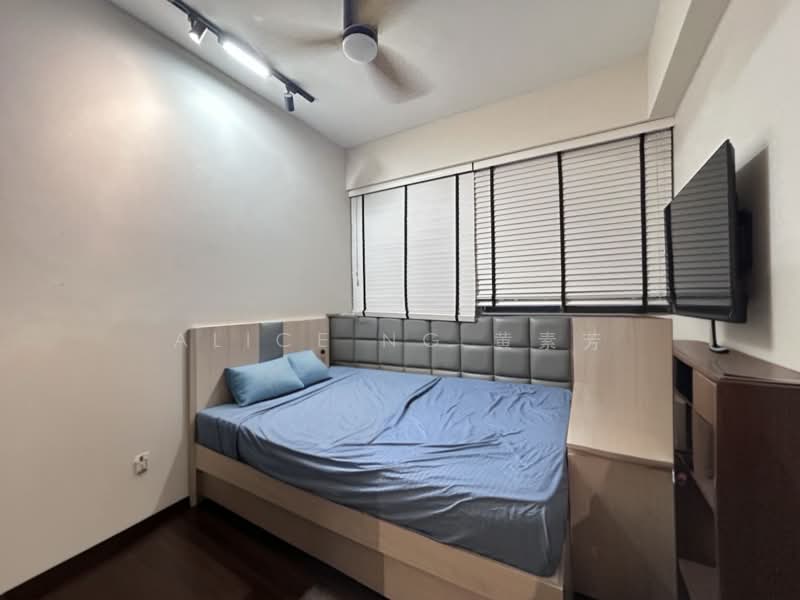 Eight Courtyards, 18 Canberra Drive, 3 Bedrooms, 1,141 sqft, Condominium For Rent, by Alice Ng 黄素芳, 500160782 - Bedroom - PropertyGuru.com.sg