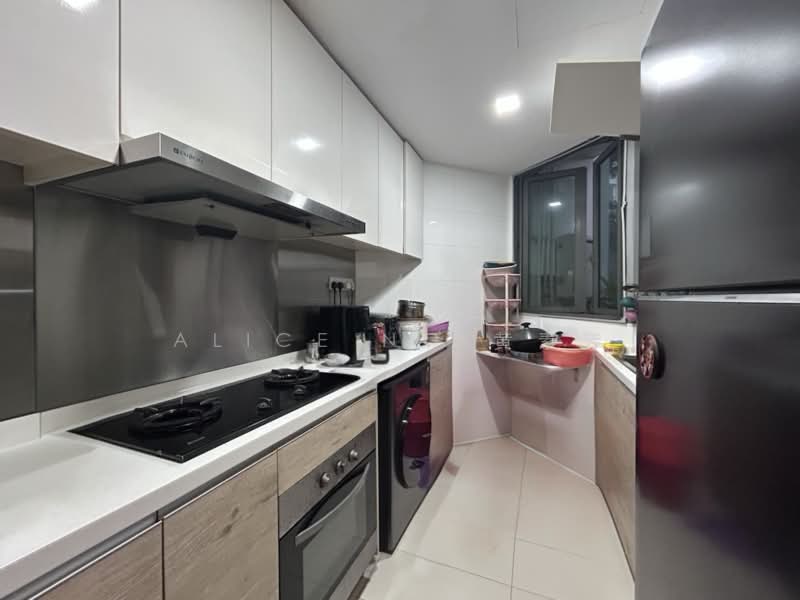 Eight Courtyards, 18 Canberra Drive, 3 Bedrooms, 1,141 sqft, Condominium For Rent, by Alice Ng 黄素芳, 500160782 - Kitchen - PropertyGuru.com.sg