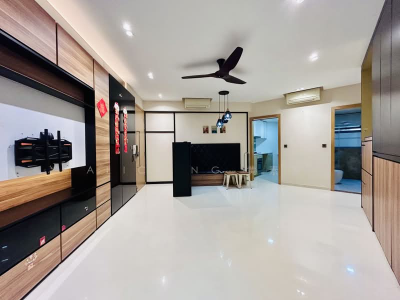 Eight Courtyards, 18 Canberra Drive, 3 Bedrooms, 1,141 sqft, Condominium For Rent, by Alice Ng 黄素芳, 500160782 - Living Room - PropertyGuru.com.sg