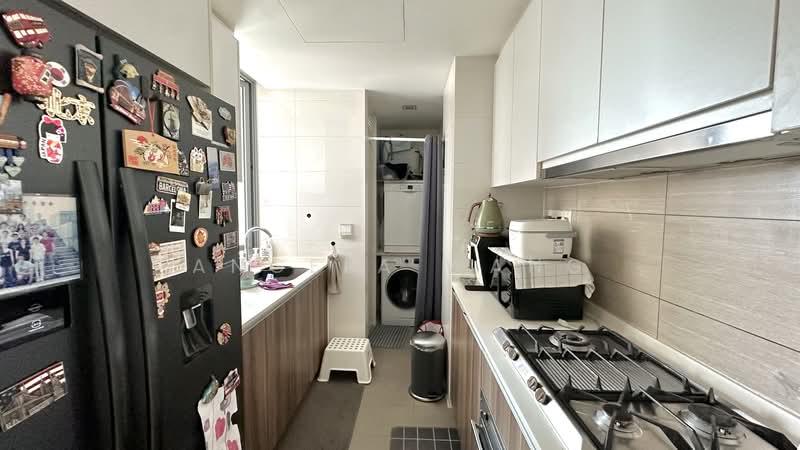 The Glades, 18 Bedok Rise, 3 Bedrooms, 990 sqft, Condominium For Sale, by Angela Wang, 500160786 - Kitchen - PropertyGuru.com.sg
