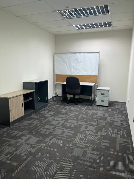 Vertex, 33 Ubi Avenue 3, 165 sqft, Light Industrial (B1) For Rent, by Phyllis Liew, 500160792 - Interior - CommercialGuru.com.sg