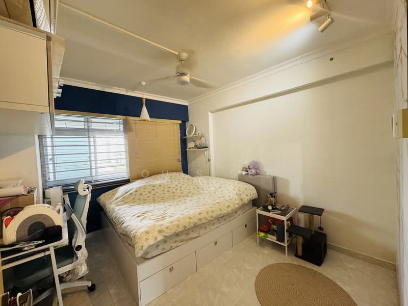 252 Choa Chu Kang Avenue 2, 252 Choa Chu Kang Avenue 2, 3 Bedrooms, 1,119 sqft, HDB Flat For Sale, by Louis See, 500160793 - Bedroom - PropertyGuru.com.sg