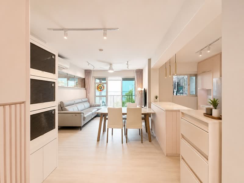 422A Northshore Drive, 422A Northshore Drive, 3 Bedrooms, 1,248 sqft, HDB Flat For Sale, by Yi Ming Loh, 500160800 - Living Room - PropertyGuru.com.sg