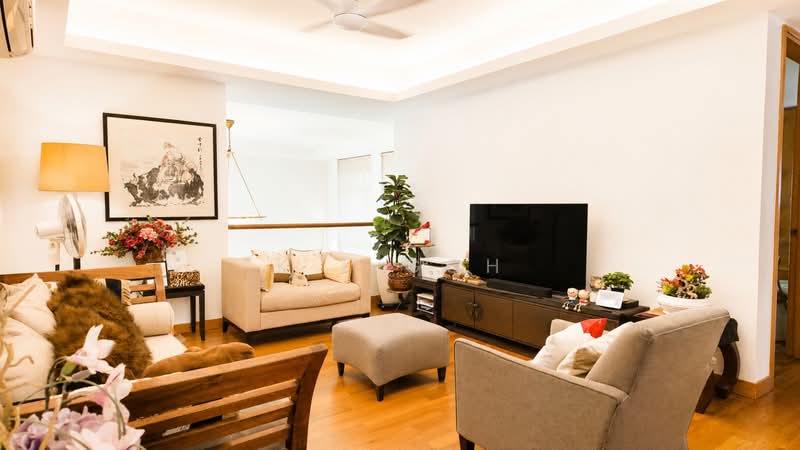 ⭐️⭐️LANDED7772@GOOD CONDITION BUNGALOW AT PRIME SIGLAP VICINITY ☎️ KL 8382-7772, Siglap, Frankel, Dunbar, 5 Bedrooms, 4,900 sqft, Bungalow House For Sale, by K L Goh, 500160806 - Living Room - PropertyGuru.com.sg