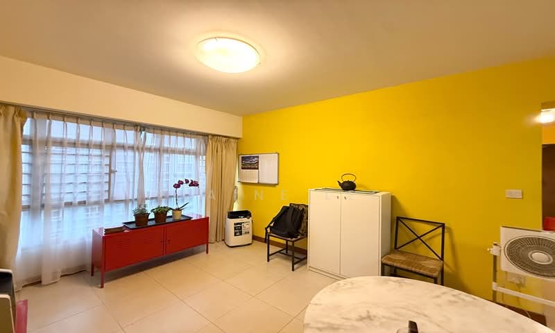 301D Punggol Place, 301D Punggol Place, 3 Bedrooms, 1,001 sqft, HDB Flat For Sale, by Elaine Lee, 500160809 - Living Room - PropertyGuru.com.sg