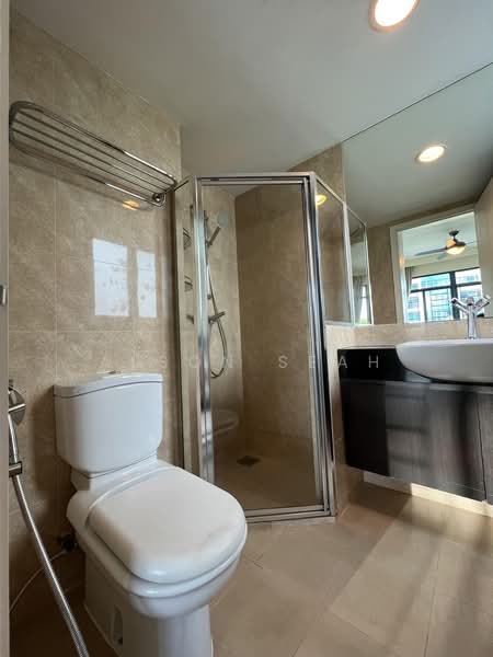 Blue Horizon, 29 West Coast Crescent, 3 Bedrooms, 1,152 sqft, Condominium For Sale, by Alson Seah, 500160824 - Bathroom - PropertyGuru.com.sg