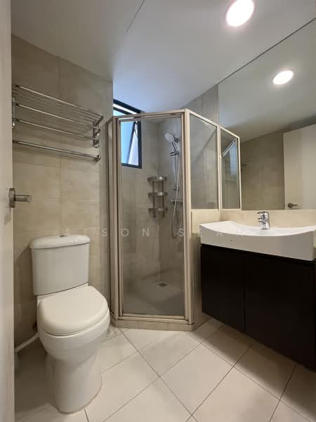 Blue Horizon, 29 West Coast Crescent, 3 Bedrooms, 1,152 sqft, Condominium For Sale, by Alson Seah, 500160824 - Bathroom - PropertyGuru.com.sg