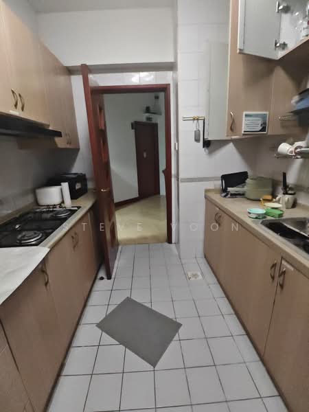 Parc Oasis, 43 Jurong East Avenue 1, Room Rental, 200 sqft, Condominium For Rent, by Steve Voon, 500160826 - Kitchen - PropertyGuru.com.sg