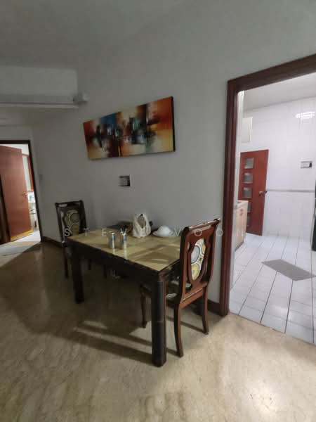 Parc Oasis, 43 Jurong East Avenue 1, Room Rental, 200 sqft, Condominium For Rent, by Steve Voon, 500160826 - Dining Room - PropertyGuru.com.sg